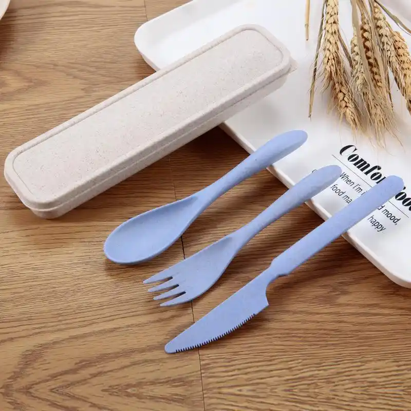 20 Lightweight Travel Items for Women in 2025 15 Reusable Utensil Set