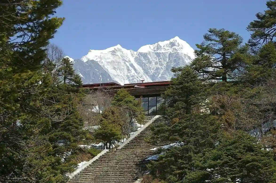 Ultimate Travel Guide to Namche Bazaar Nepal Adventures 8 Hotel Everest View