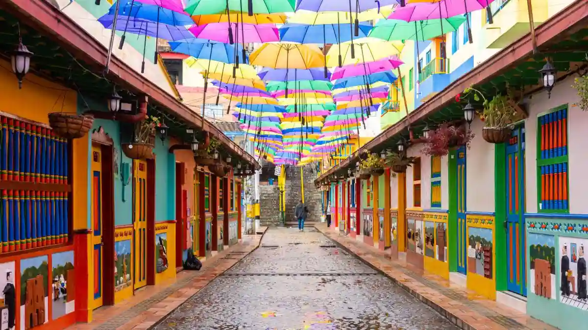 Zona Cafetera Colombia: The Ultimate Travel Guide 9 Explore Colorful Towns Artisan Markets in Zona Cafetera