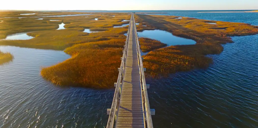 Gray’s Beach Cape Cod: The Ultimate Guide 5 Famous Bass Hole Boardwalk