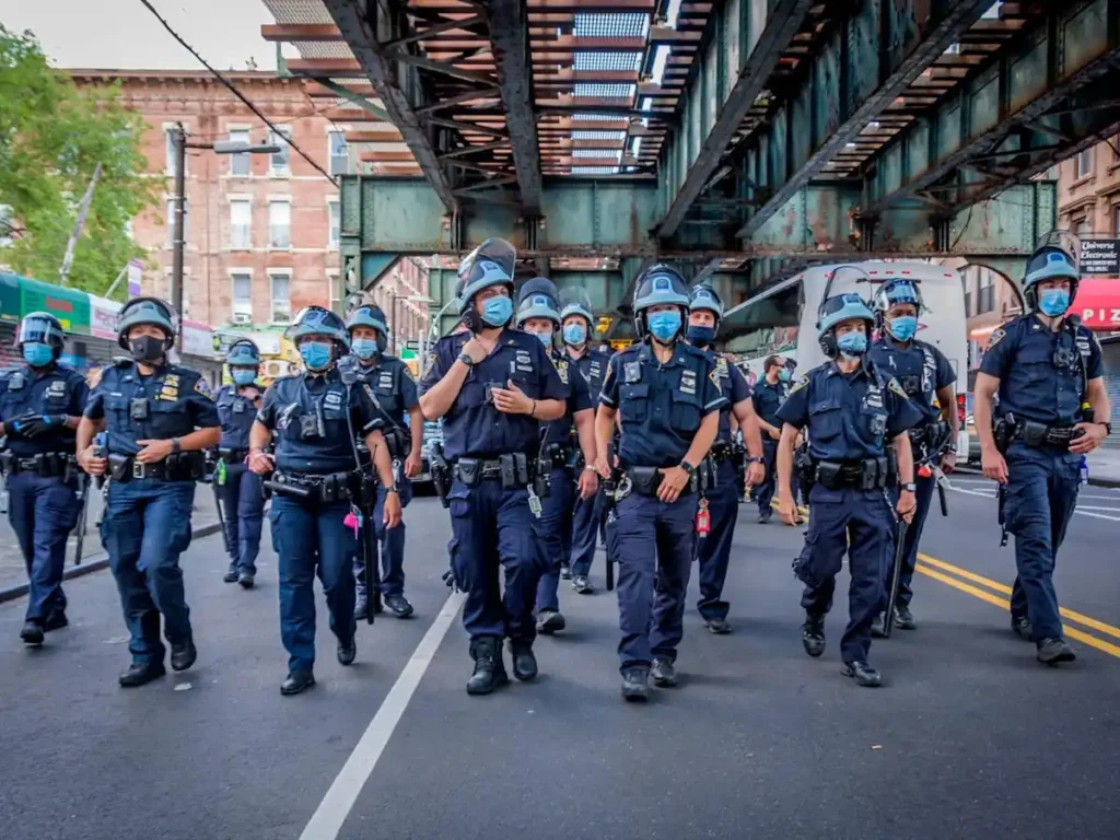 Police Presence Tourist Support Services