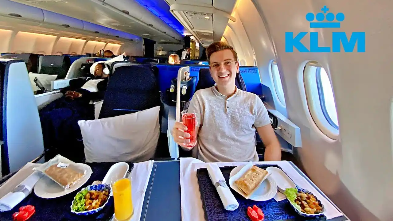 KLM Flight KL635 Diverts to Glasgow After Declaring Emergency Mid-Air 4 Passengers Describe Confusion Calm Voices and a Very Different Arrival
