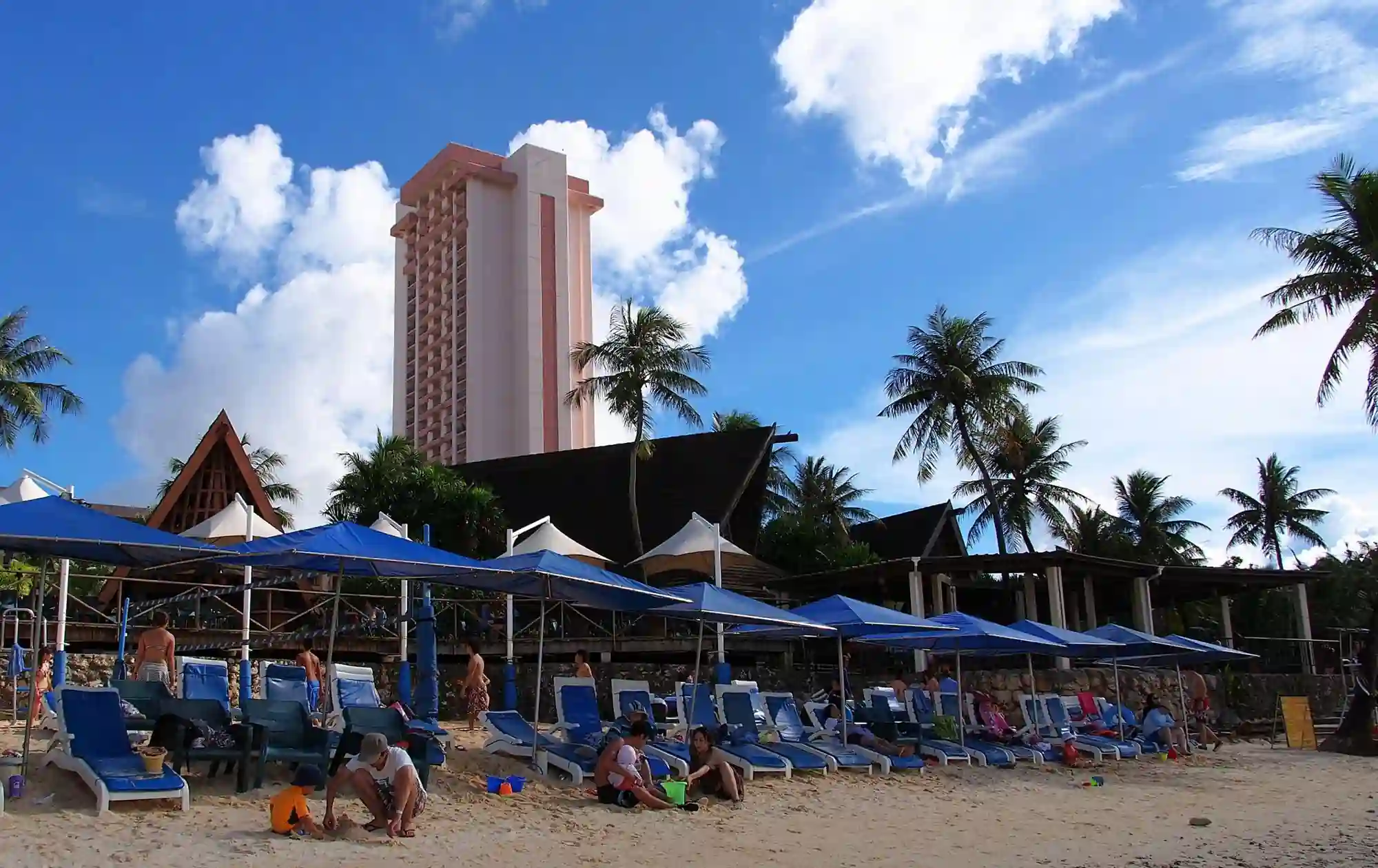 What Are Two Tourist Destinations in Guam You Shouldn’t Miss? 2 Tumon Bay – Guams Vibrant Beachfront Paradise