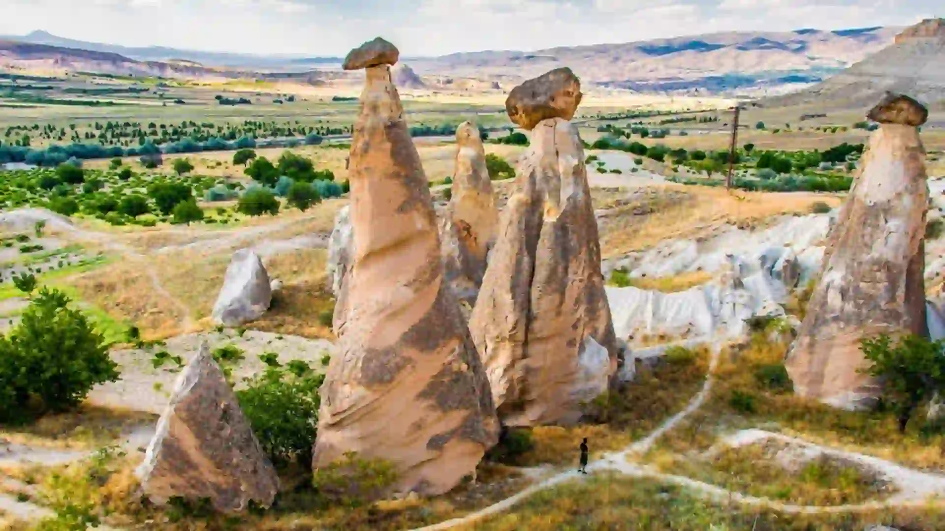 Three Beauties Valley: The Ultimate Travel Guide 3 Visit Three Beauties Valley 1