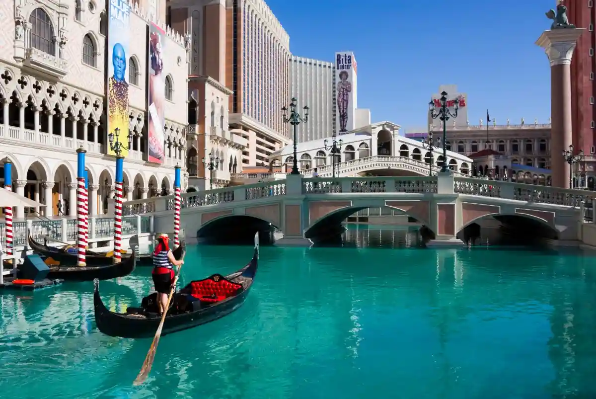 Gondola Rides at The Venetian