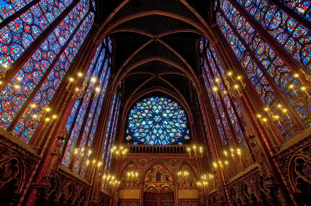 My Paris Itinerary 7 Days: Tried-and-Tested Route for First-Timers 7 Sainte Chapelle Night Vibes