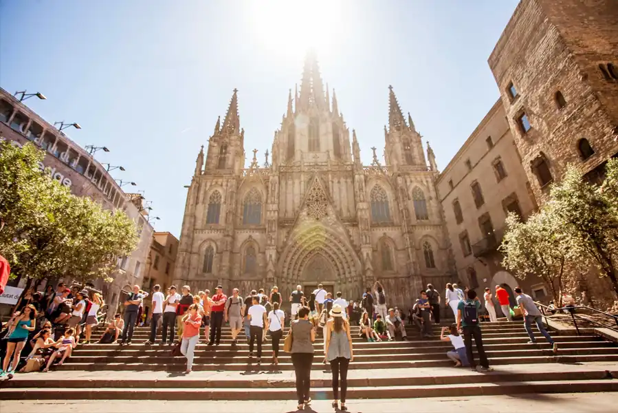 Cultural Experiences in the Gothic Quarter