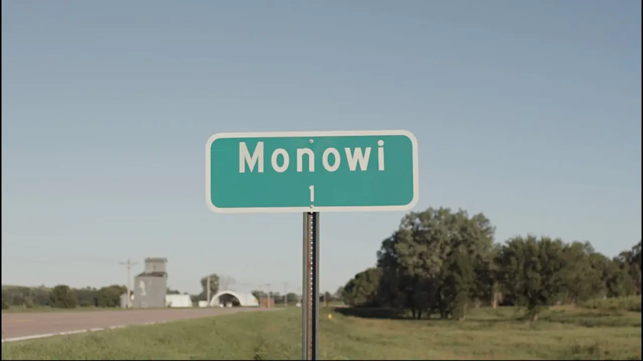Meet Other Road Trippers Who Stopped Out of Curiosity Monowi